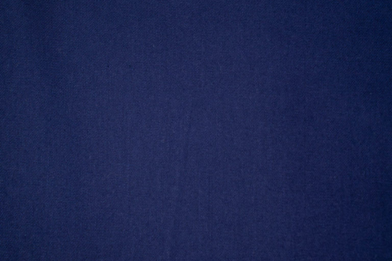 синий